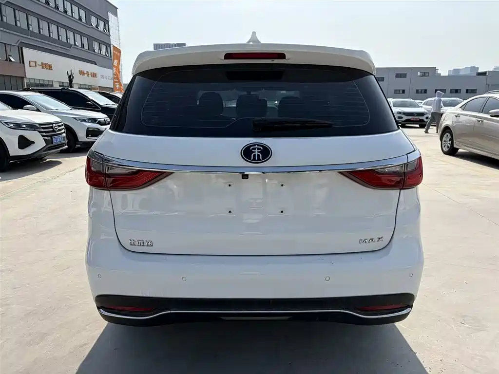 Song MAX 宋MAX 2019款 1.5 T 自动智联睿动型 7座 国VI