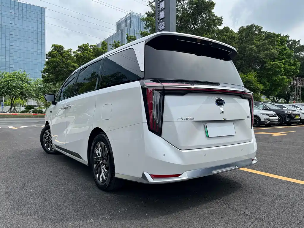 Trumpchi Xiangwang M8 Qiankun Series Ultra First Class