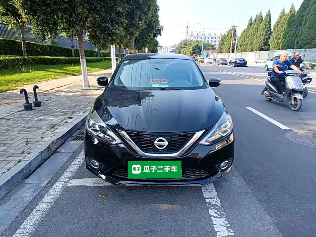 Sylphy 1.6 XV CVT Premium