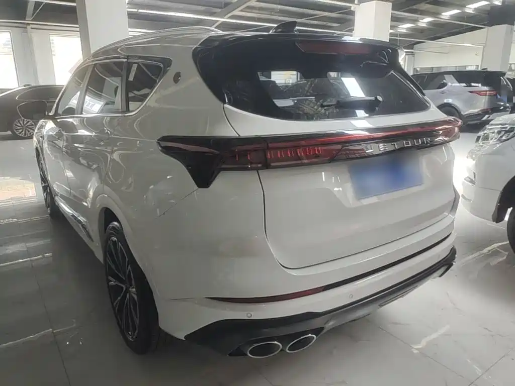 Jetour X70 Zhuge 2.0 T DCT Wolong 7-seat