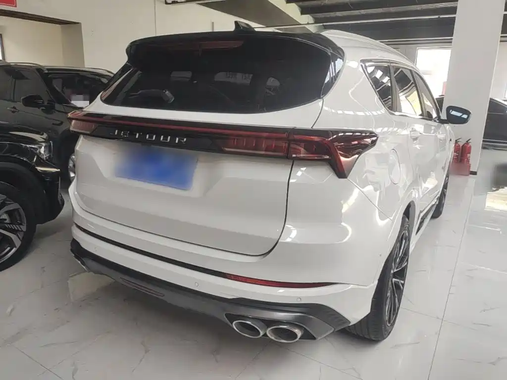 Jetour X70 Zhuge 2.0 T DCT Wolong 7-seat
