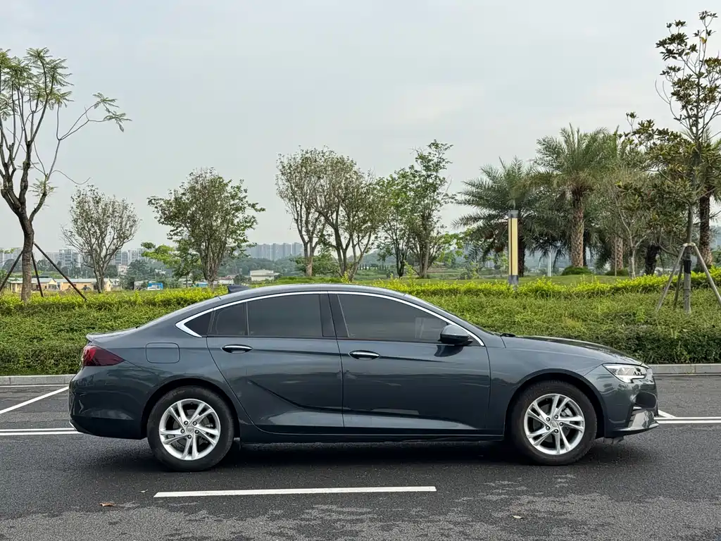 Regal 552 T Elite