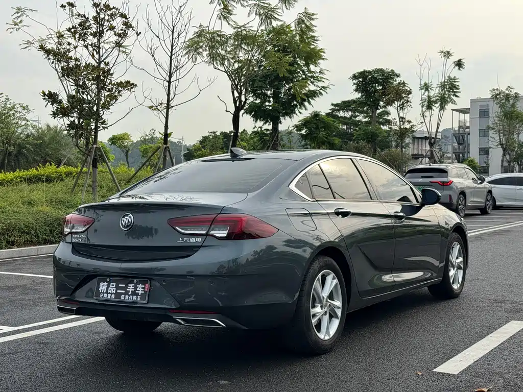 Regal 552 T Elite