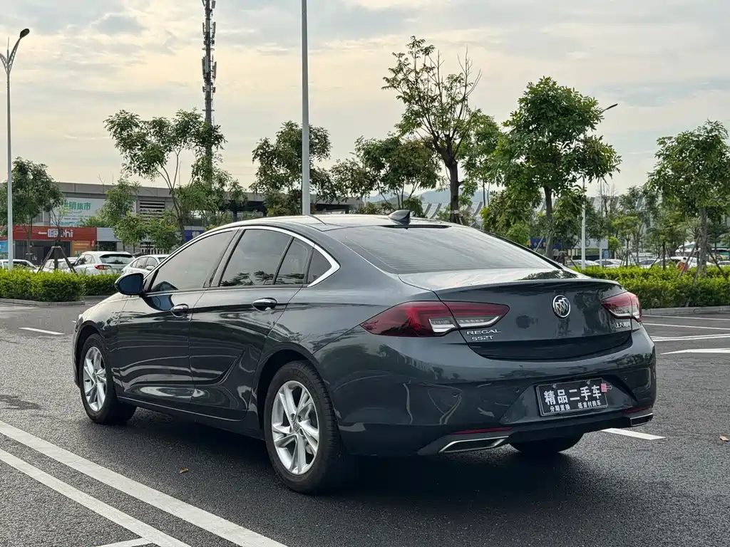 Regal 552 T Elite