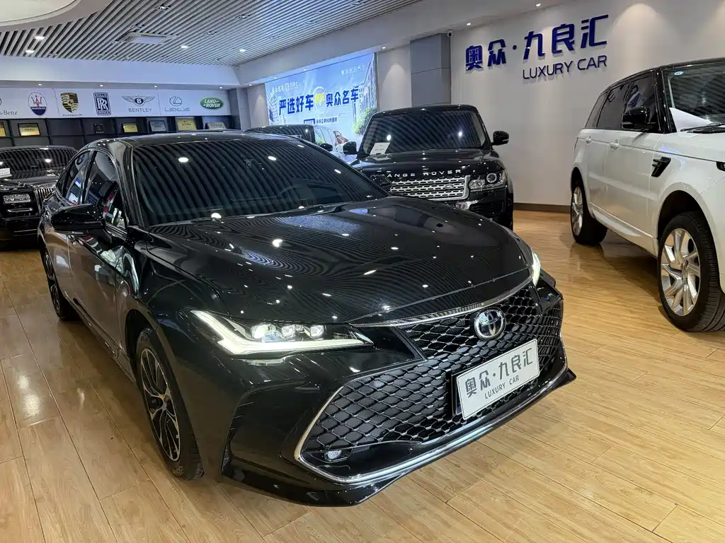 Avalon 2.5 L Luxury