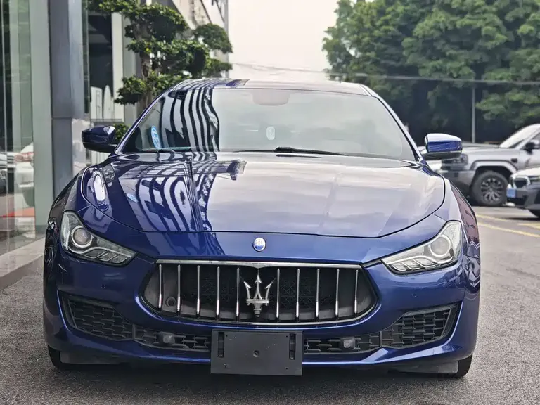 Maserati Ghibli 3.0 T Standard