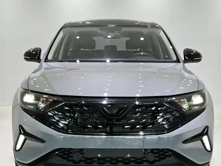 Jetta VS7 Black Sharp 1.4 T Auto Glory Pro