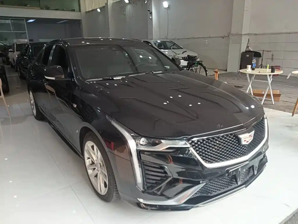Cadillac CT4 28 T Style
