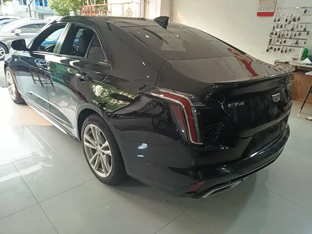 Cadillac CT4 28 T Style