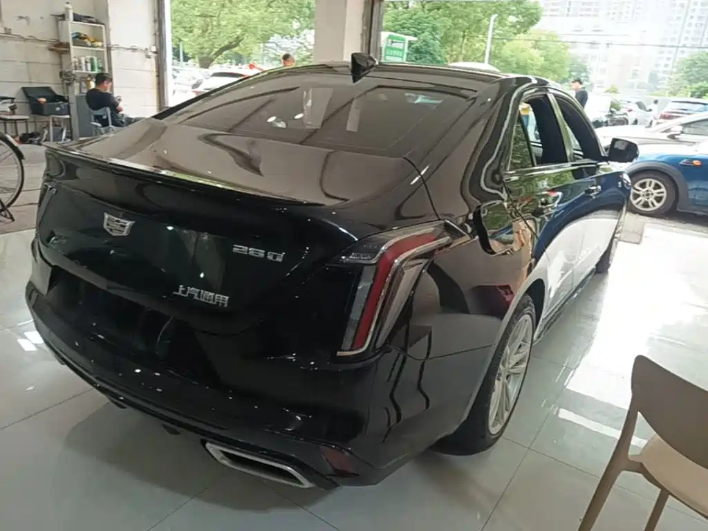Cadillac CT4 28 T Style