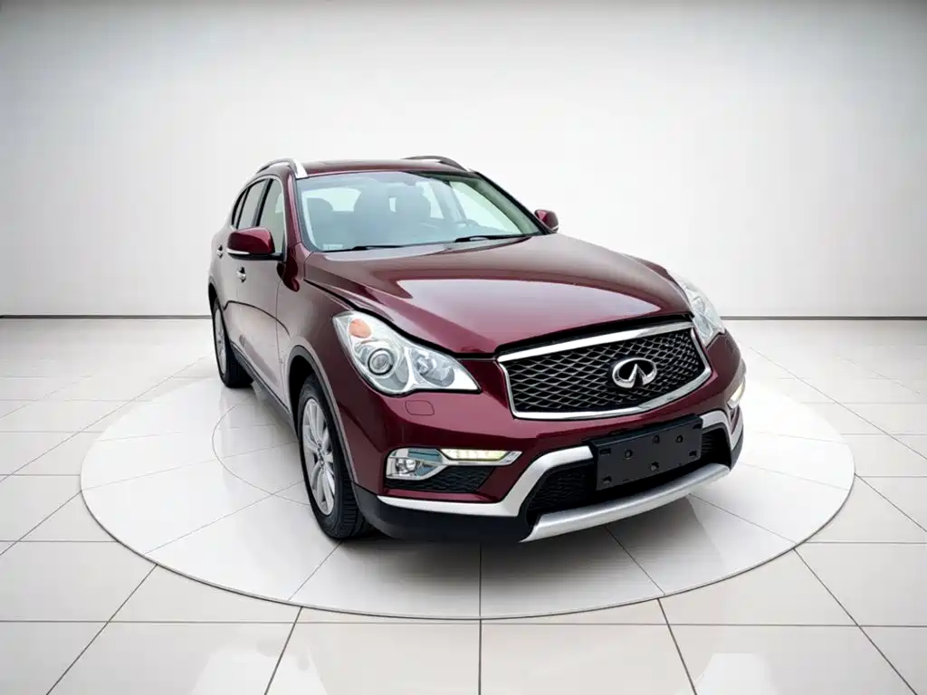 Infiniti QX50 2.5 L Joy