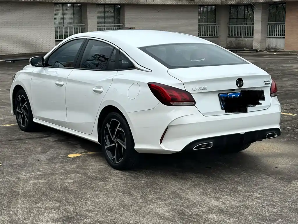 MG5 300 TGI DCT Youth Luxury Flagship