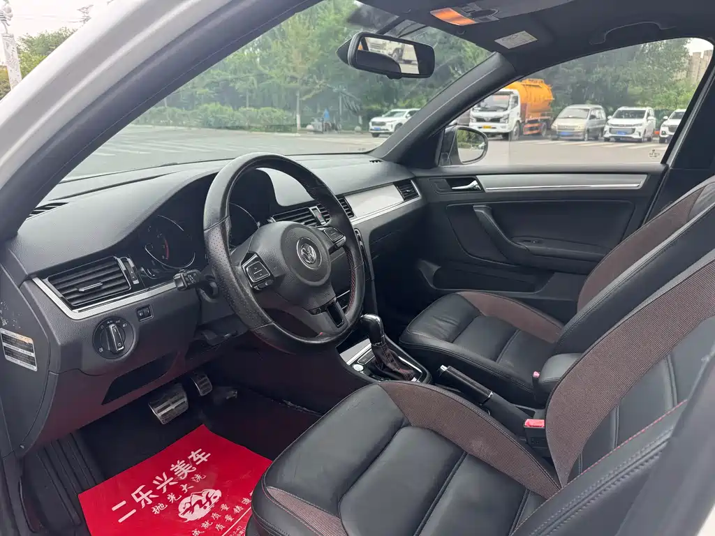 Bora 1.4 TSI Auto Sportline
