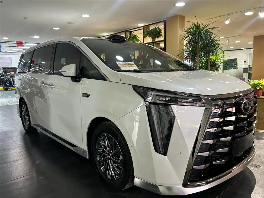 Trumpchi Xiangwang M8 Qiankun Series Ultra First Class