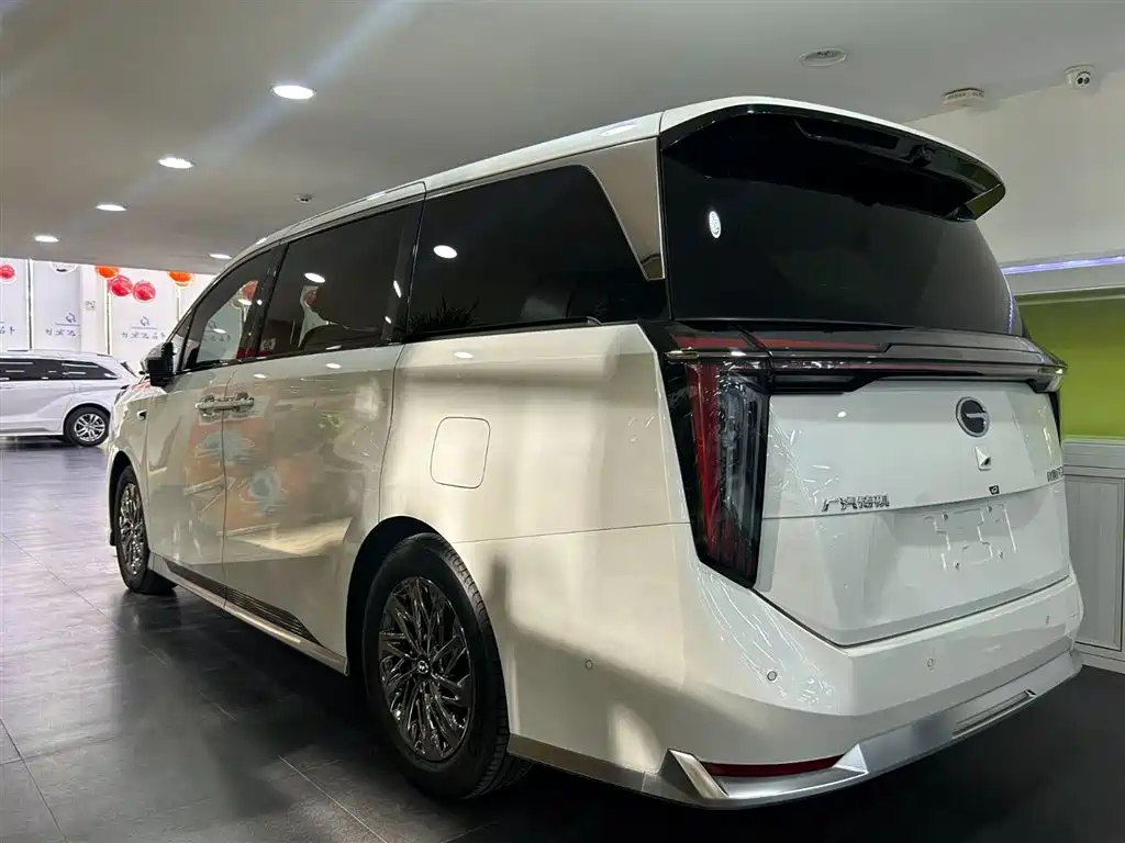 Trumpchi Xiangwang M8 Qiankun Series Ultra First Class