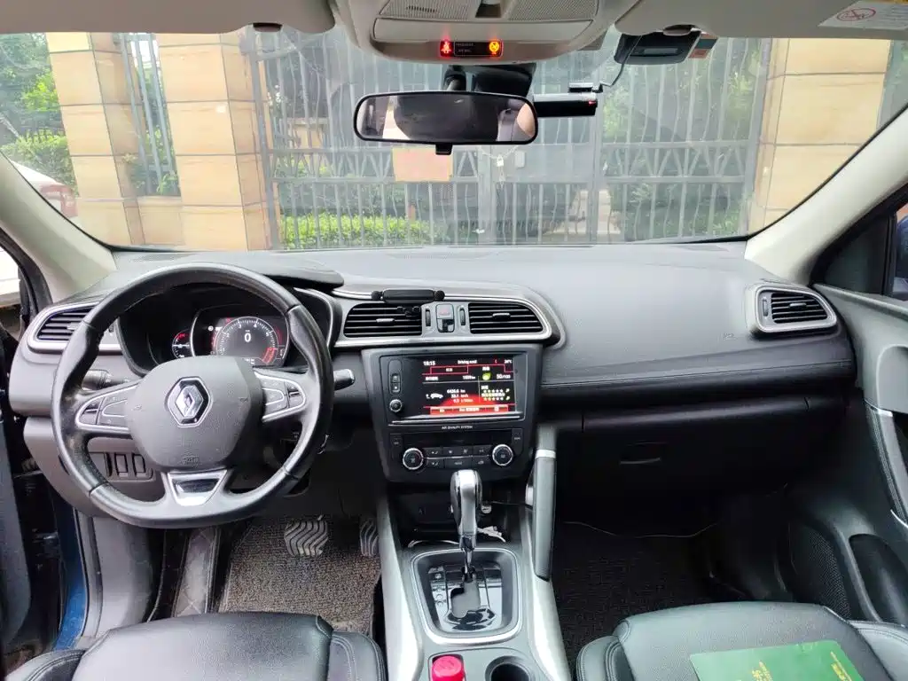 Kadjar 2.0 L 2 WD Leading