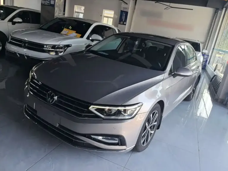 Volkswagen Magotan 330 TSI DSG Leading