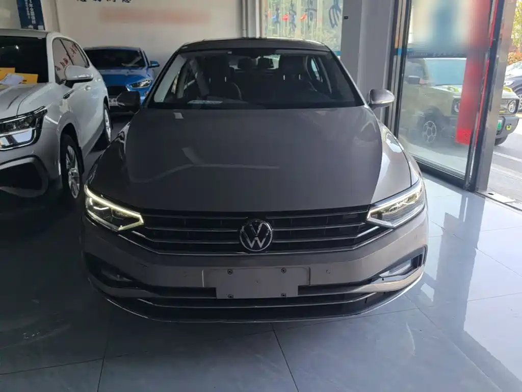 Magotan 330 TSI DSG Leading