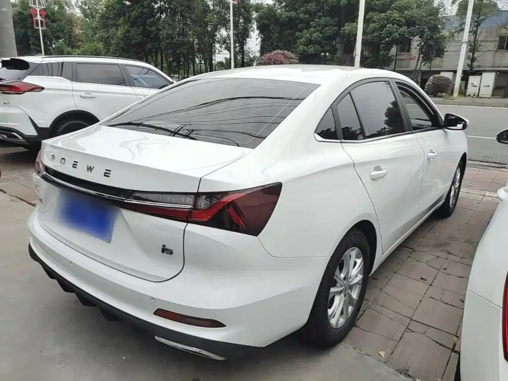 Roewe i5 1.5 L CVT Luxury