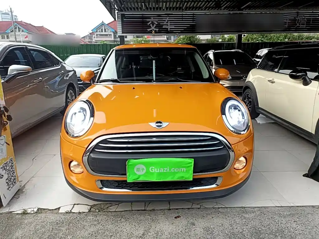 MINI 1.2 T ONE Pioneer