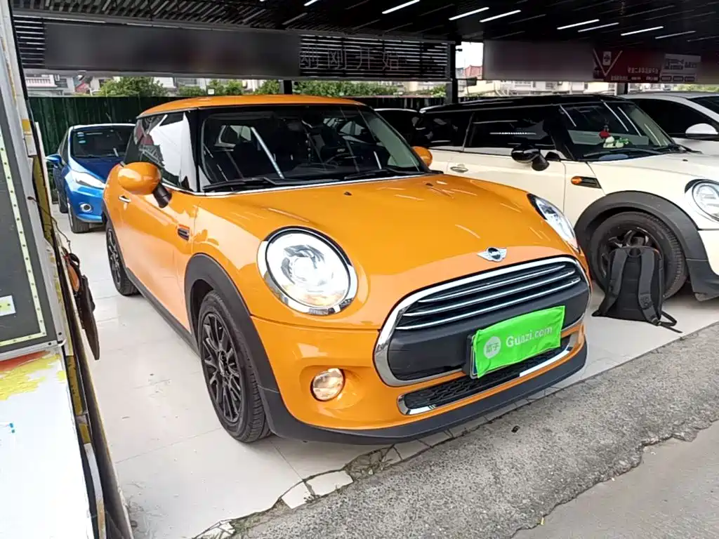 MINI 1.2 T ONE Pioneer