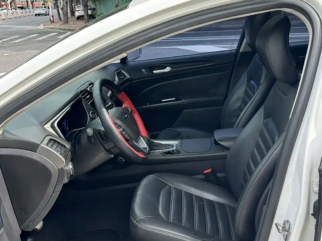 Mondeo 2.0 L GTDi200 Fashion