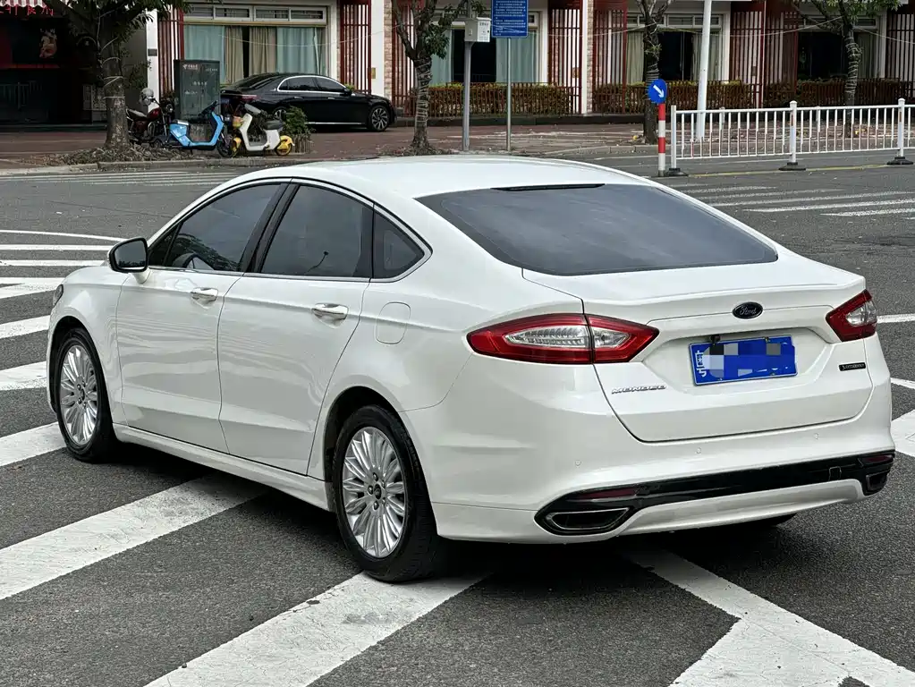 Mondeo 2.0 L GTDi200 Fashion