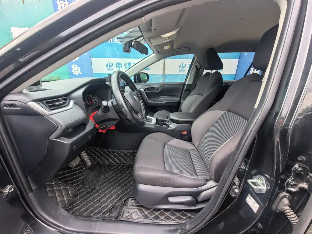 Wildlander 2.0 L CVT 2 WD Leading