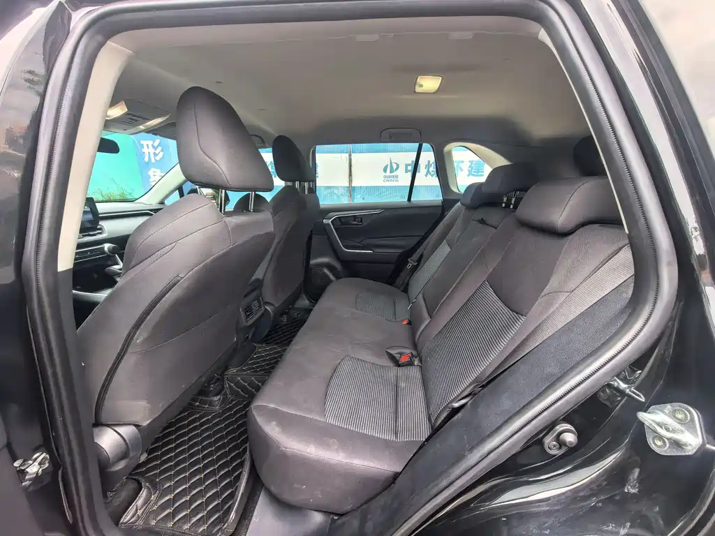 Wildlander 2.0 L CVT 2 WD Leading