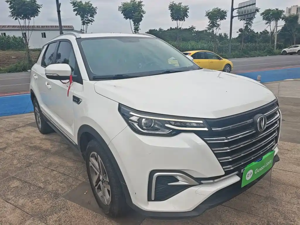 Changan CS55 PLUS 1.5 T Manual Vivid Color