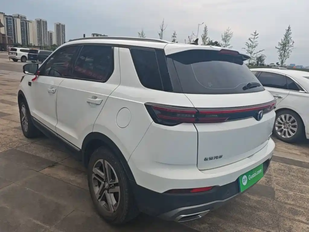 Changan CS55 PLUS 1.5 T Manual Vivid Color