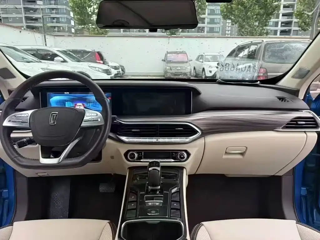 Besturn T77 230 TID Auto Premium CN-V