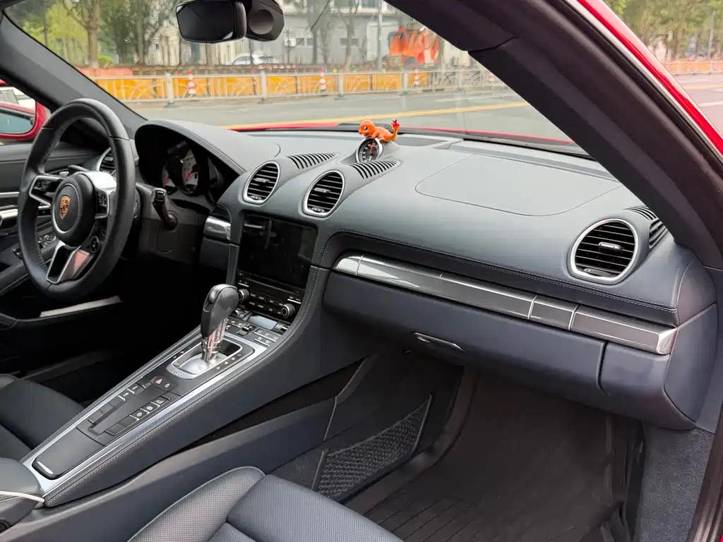 Porsche 718 Cayman 2.0 T