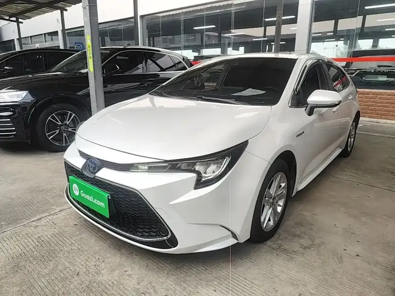 Toyota Levin Dual Engine 1.8 H E-CVT Luxury