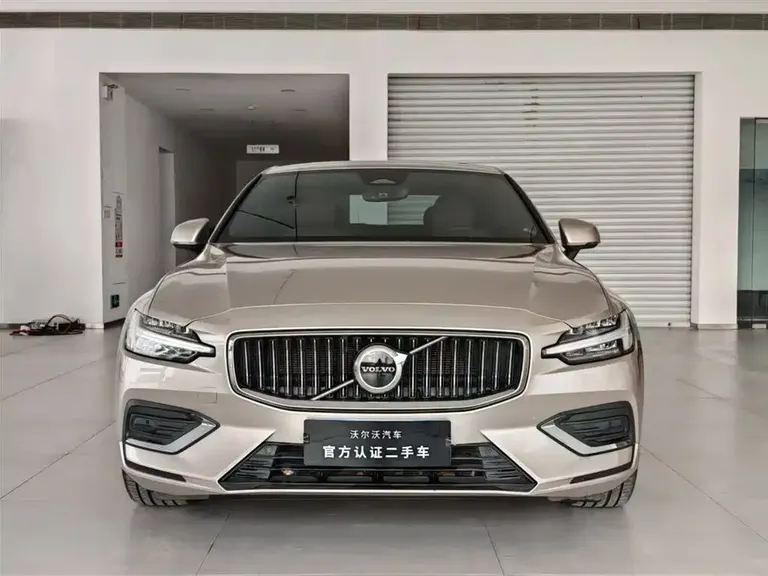 Volvo S60 B4 Smart Vision Luxury