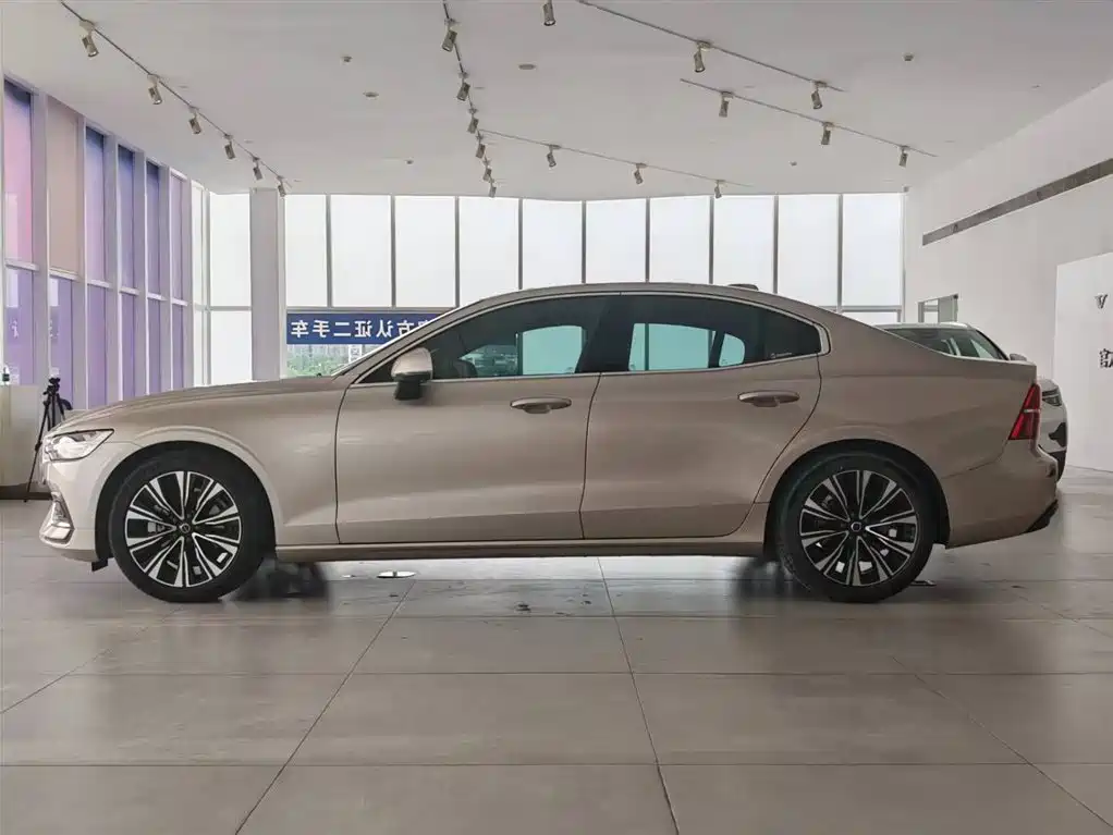 Volvo S60 B4 Smart Vision Luxury