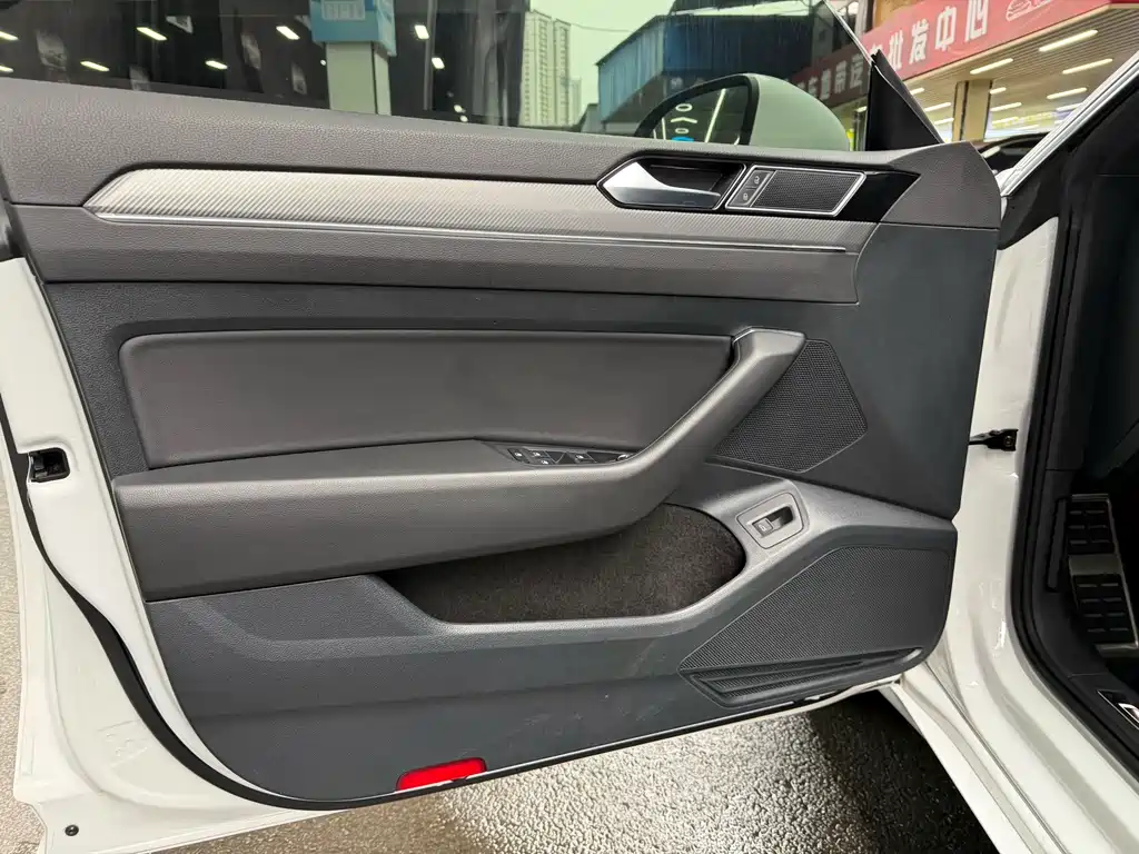 VW CC 330 TSI Charm Face CN-VI