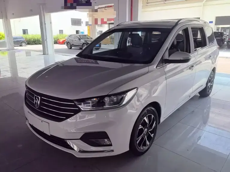 Baojun 360 1.5 L Auto Luxury CN-V