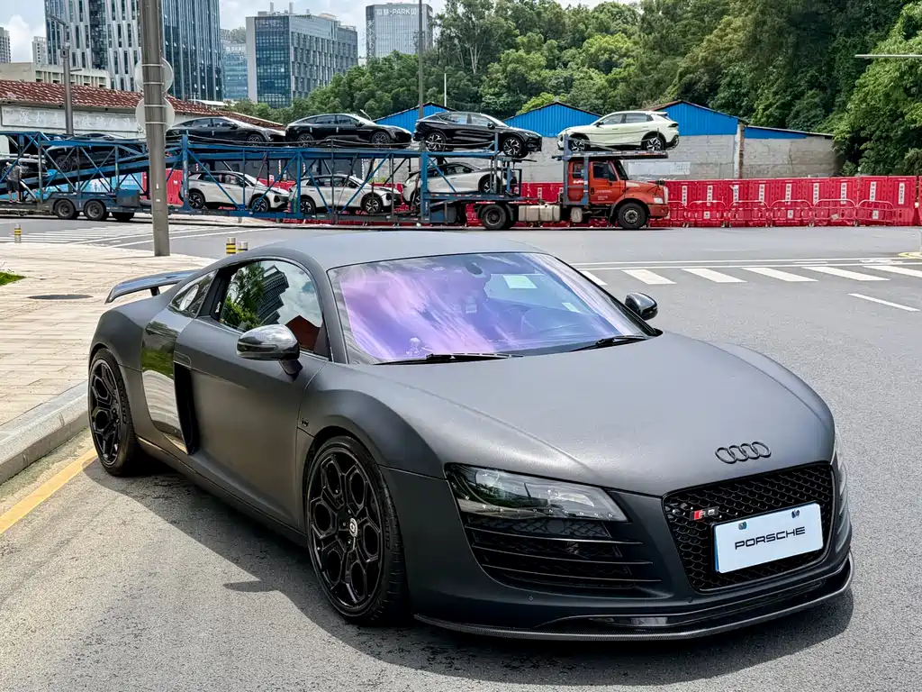 Audi R8 4.2 FSI quattro