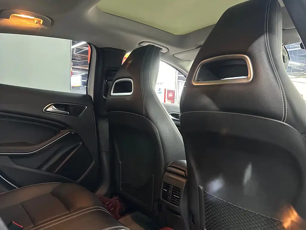 Mercedes-Benz GLA GLA 200 Fashion