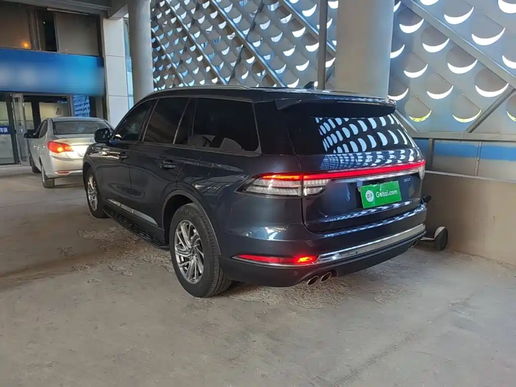 Aviator 3.0 T V6 4 WD Premium