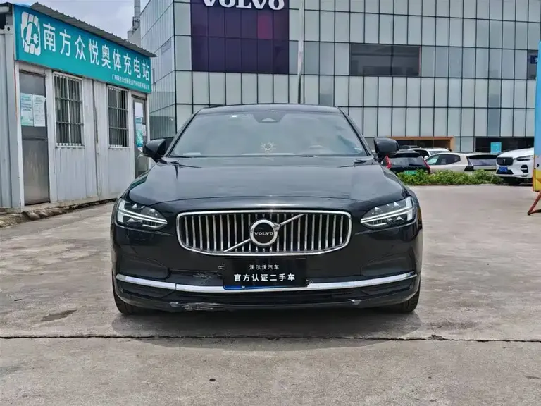 Volvo S90 B5 Smart Vision Luxury