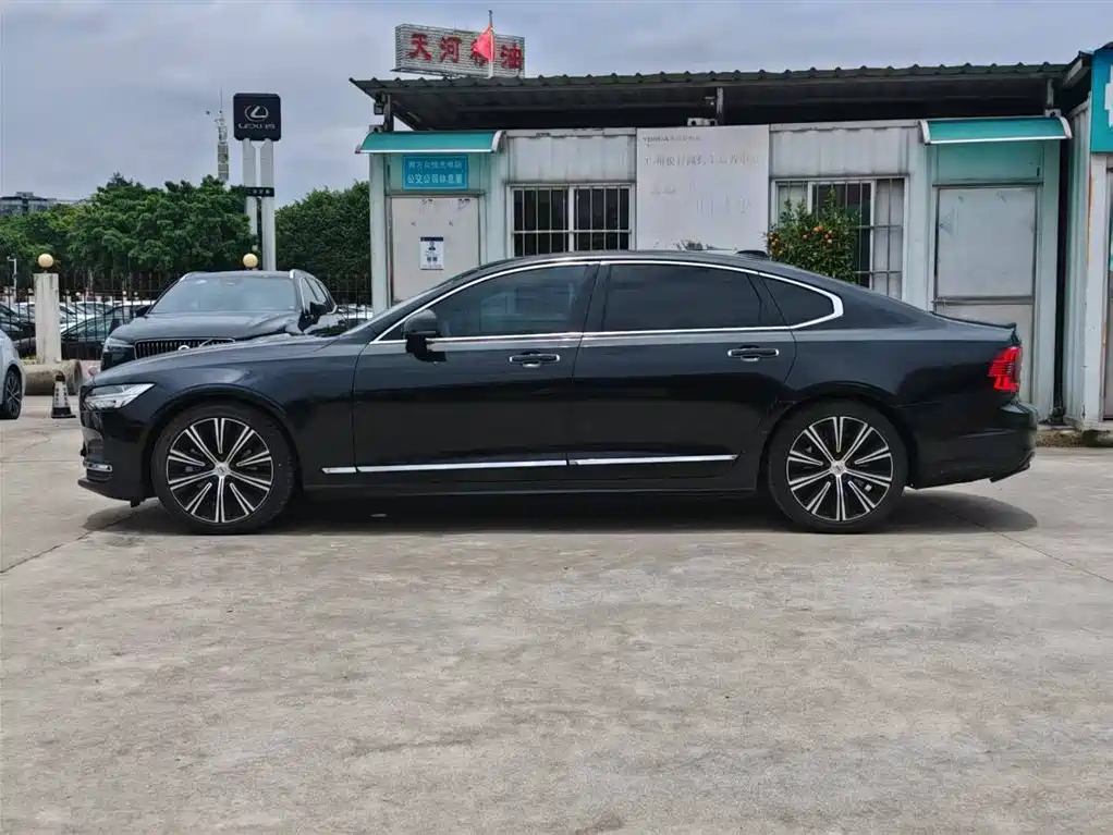 Volvo S90 B5 Smart Vision Luxury