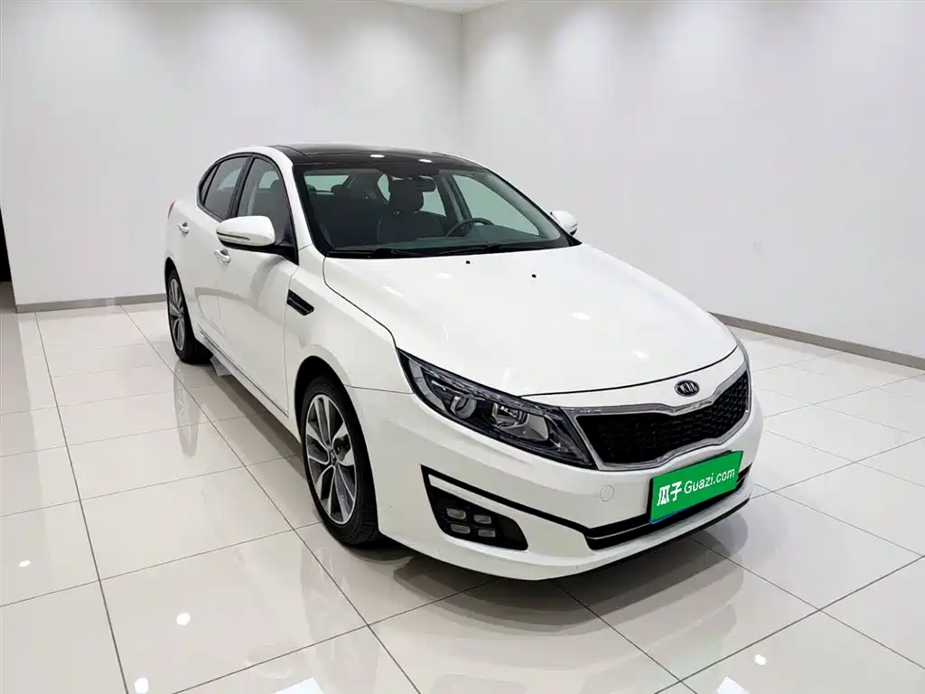 Kia K5 2.0 L Auto Luxury