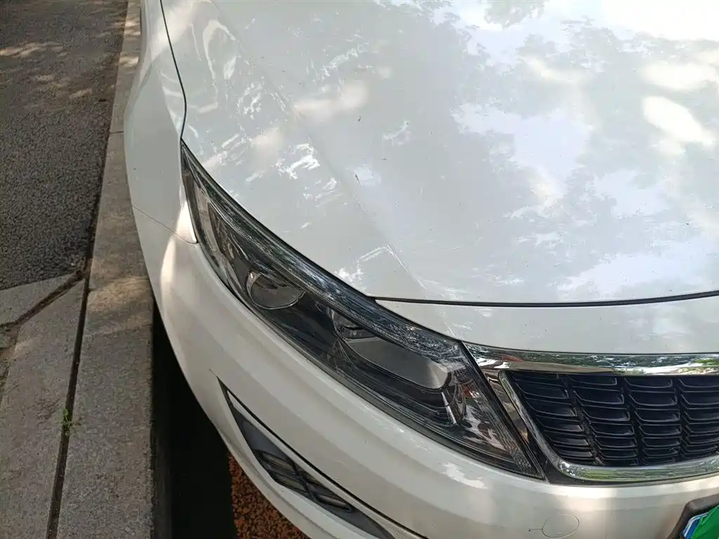 Kia K5 2.0 L Auto Luxury