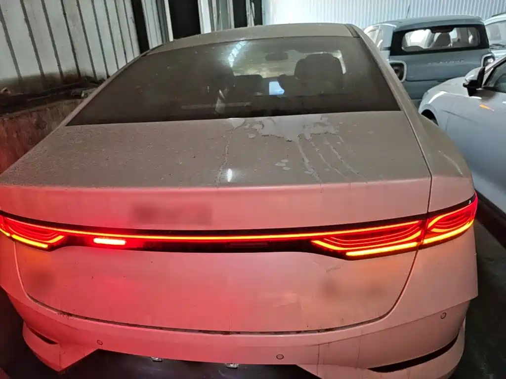 Qin PLUS DM-i Smart Drive 128 KM Progressive