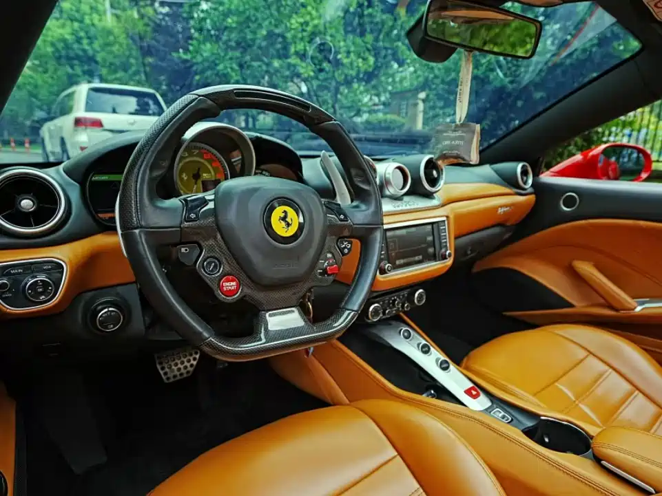 California T 3.9 T Standard