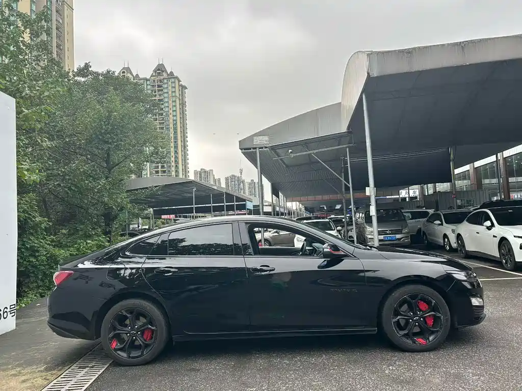 Malibu XL Redline 550 T Auto Sharp Dynamic