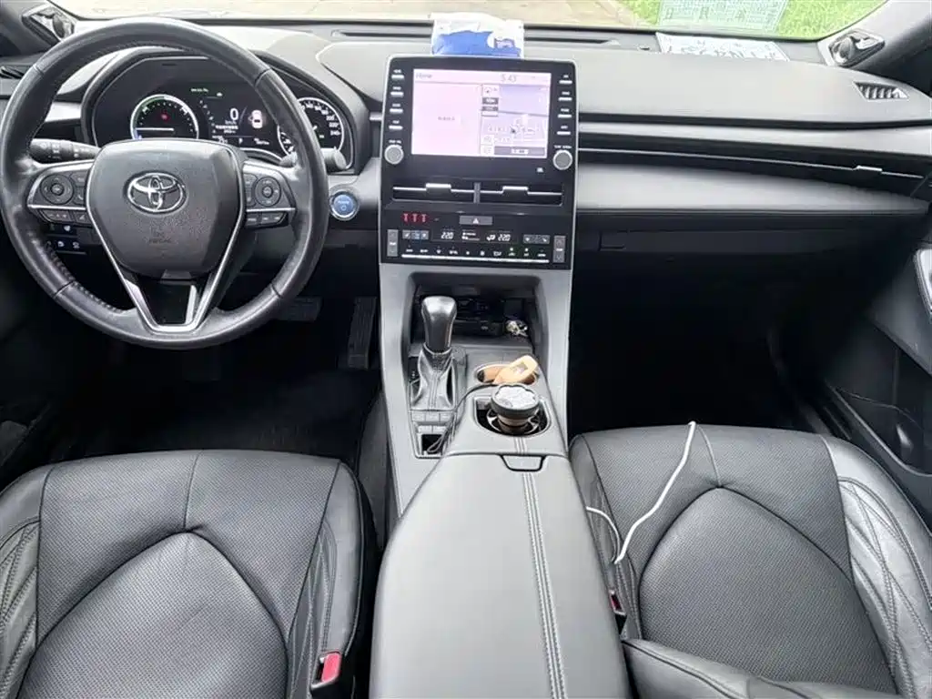 Avalon 亚洲龙 2019款 双擎 2.5 L Limited旗舰版 国VI