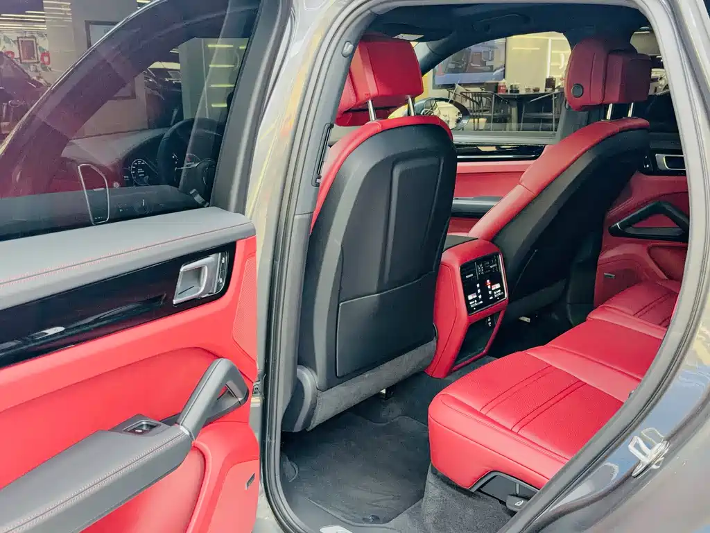 Cayenne Cayenne 3.0 T Platinum